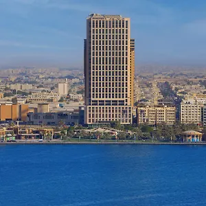 4* Отель Doubletree By Hilton Waterfront And Residences